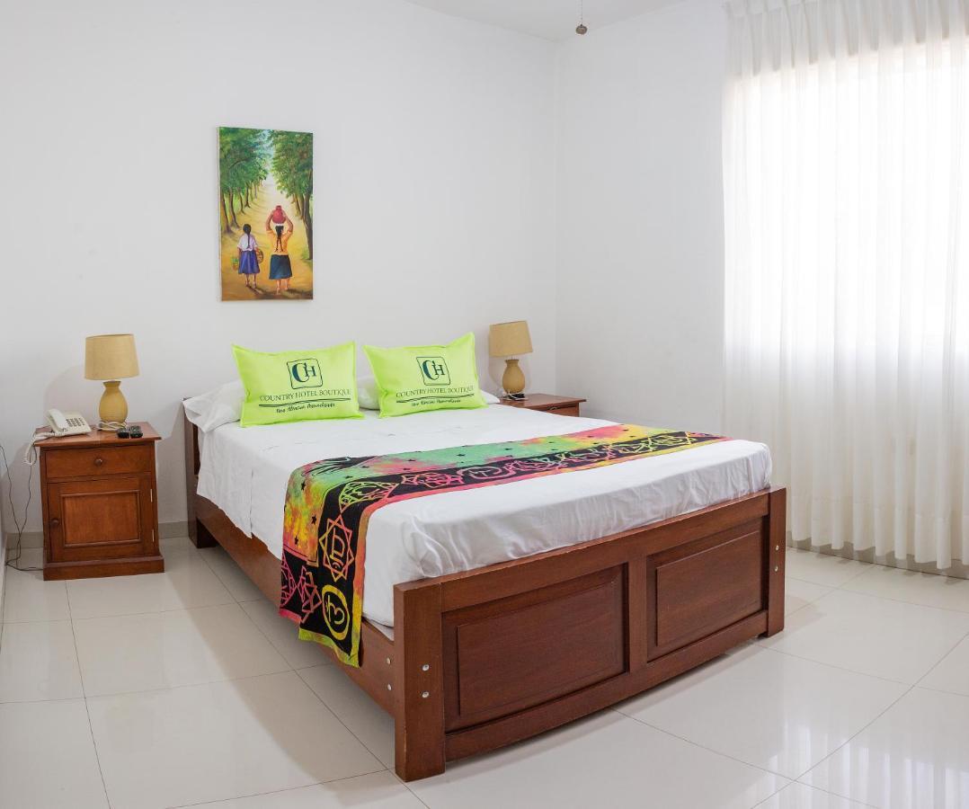 פיורה Hotel Country Boutique מראה חיצוני תמונה